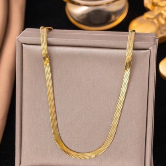 Gold Plated Stainless Steel 2mm Snake Necklace - Picture 2 of 3